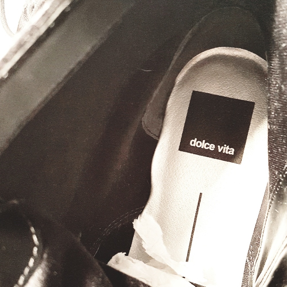 DOLCE VITA "Patrik Velvet Bootie" - Picture 8 of 8